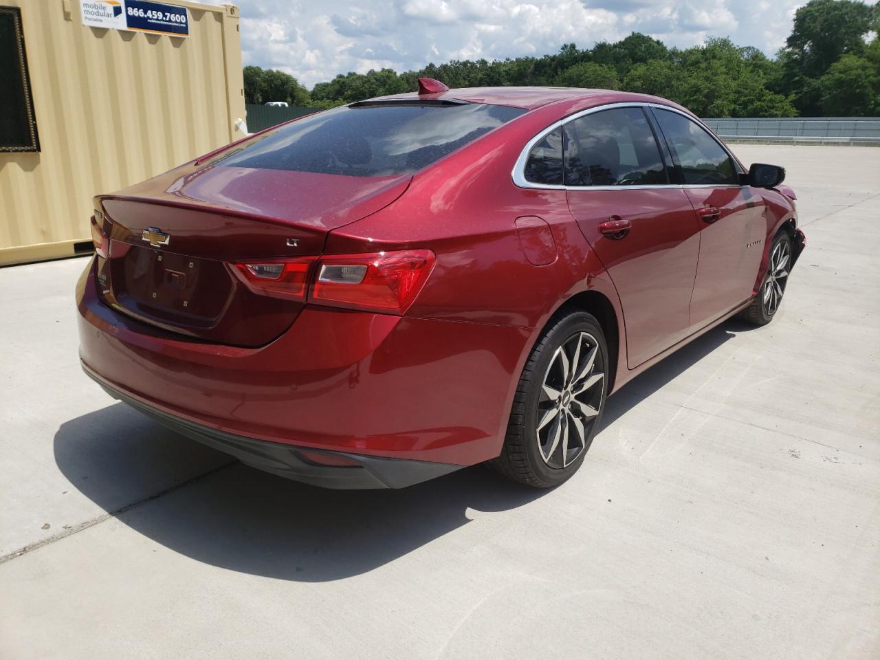 Photo 17 from auction – 2017 CHEVROLET MALIBU LT with VIN 1G1ZE5ST2HF265355