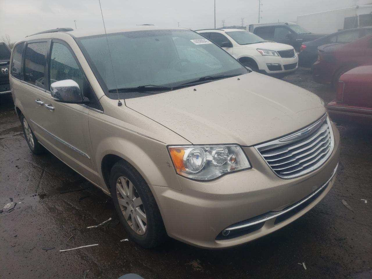 Photo 1 from auction – 2012 CHRYSLER TOWN & COU with VIN 2C4RC1CG9CR377160