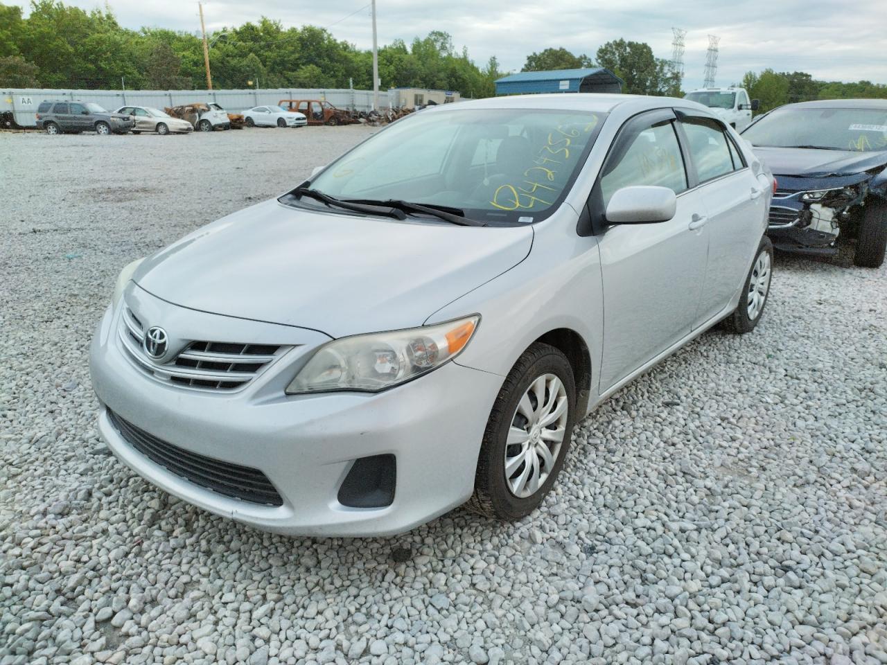 Zdjęcie 2 z aukcji – 2013 TOYOTA COROLLA BA z VIN 5YFBU4EE3DP165349