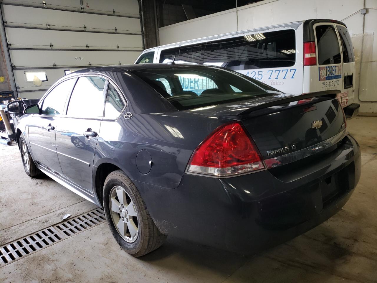 Photo 3 from auction – 2009 CHEVROLET IMPALA 1LT with VIN 2G1WT57K591132056