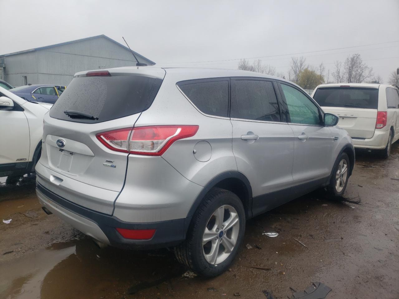 Photo 4 from auction – 2015 FORD ESCAPE SE with VIN 1FMCU9GX0FUA46224