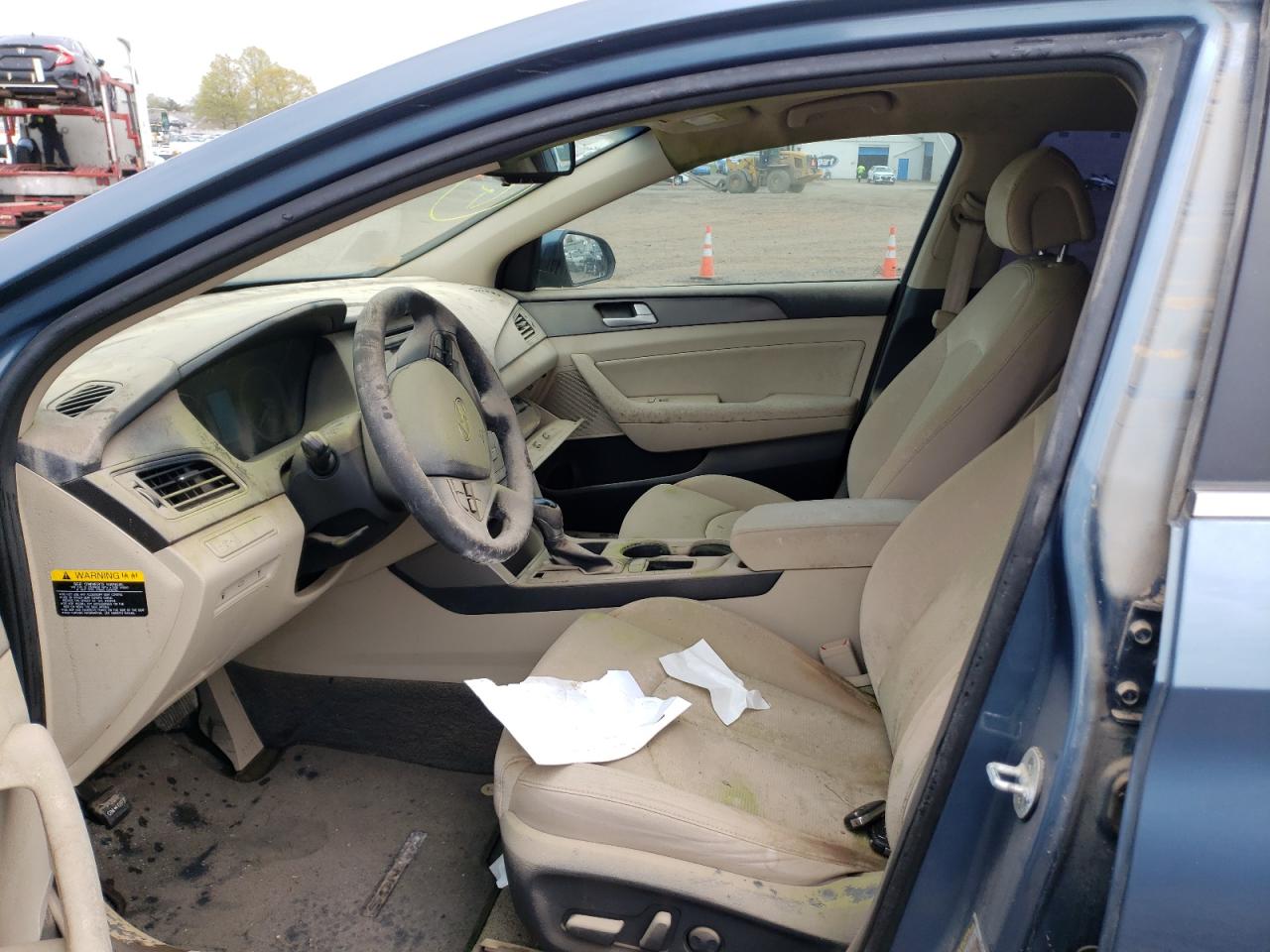 Photo 5 from auction – 2015 HYUNDAI SONATA SPO with VIN 5NPE34AF0FH100716