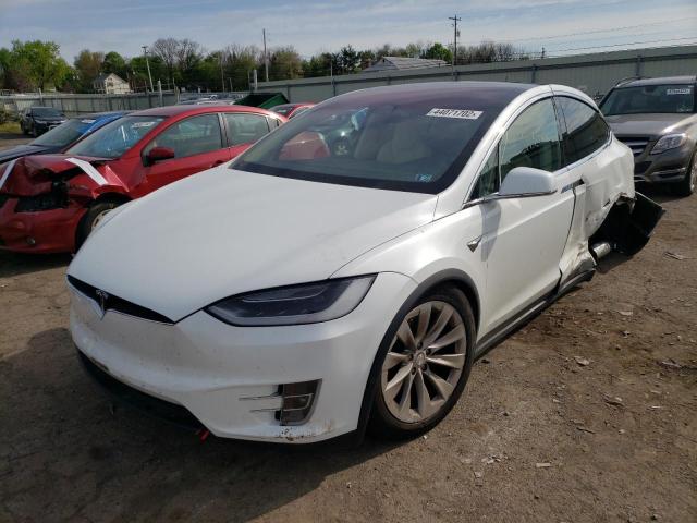 Photo 2 from auction – 2018 TESLA MODEL X with VIN 5YJXCBE21JF116810