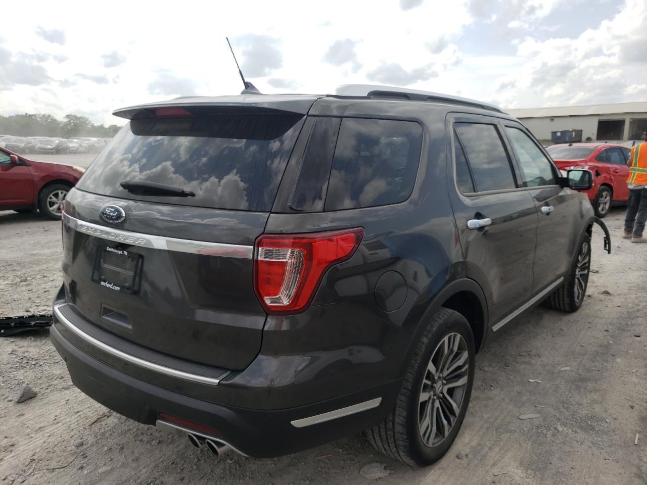 Photo 4 from auction – 2018 FORD EXPLORER P with VIN 1FM5K8HT2JGC80229