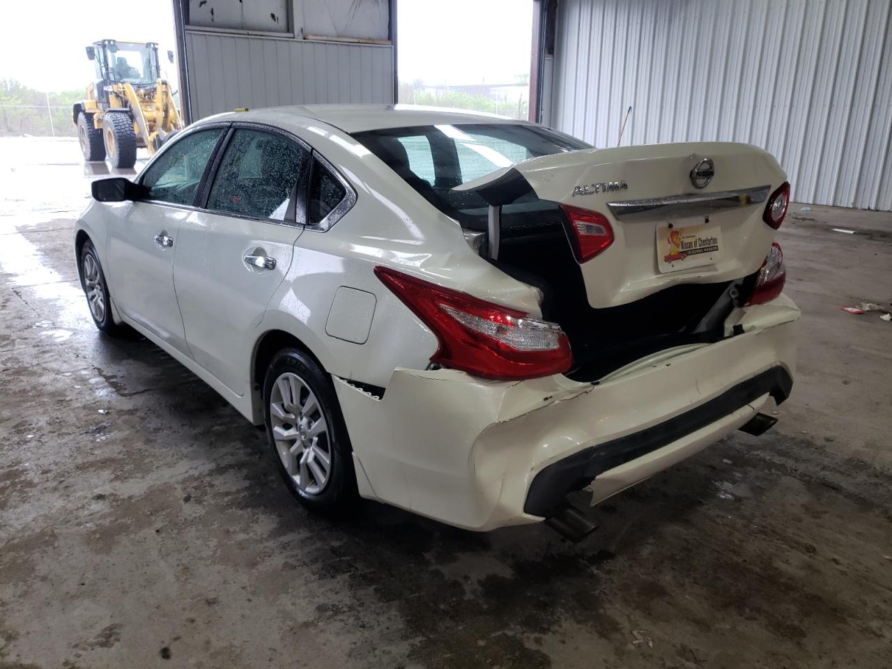 Photo 3 from auction – 2016 NISSAN ALTIMA 2.5 with VIN 1N4AL3AP5GC127835