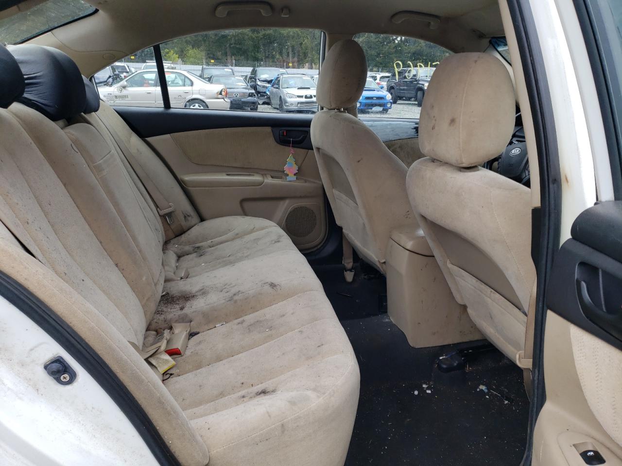Photo 6 from auction – 2009 KIA OPTIMA LX with VIN KNAGE228495283417