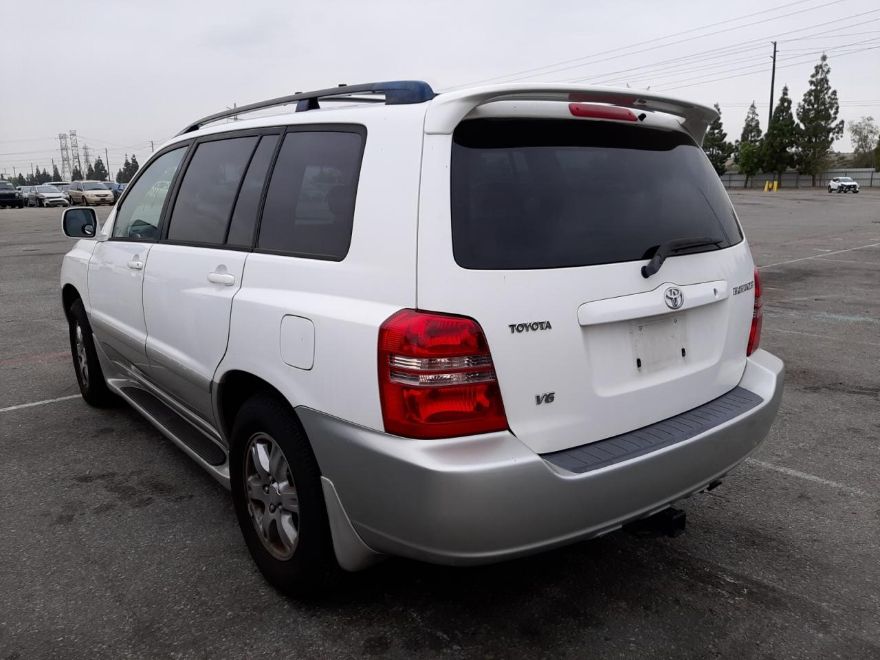 Photo 3 from auction – 2001 TOYOTA HIGHLANDER with VIN JTEGF21A910011771