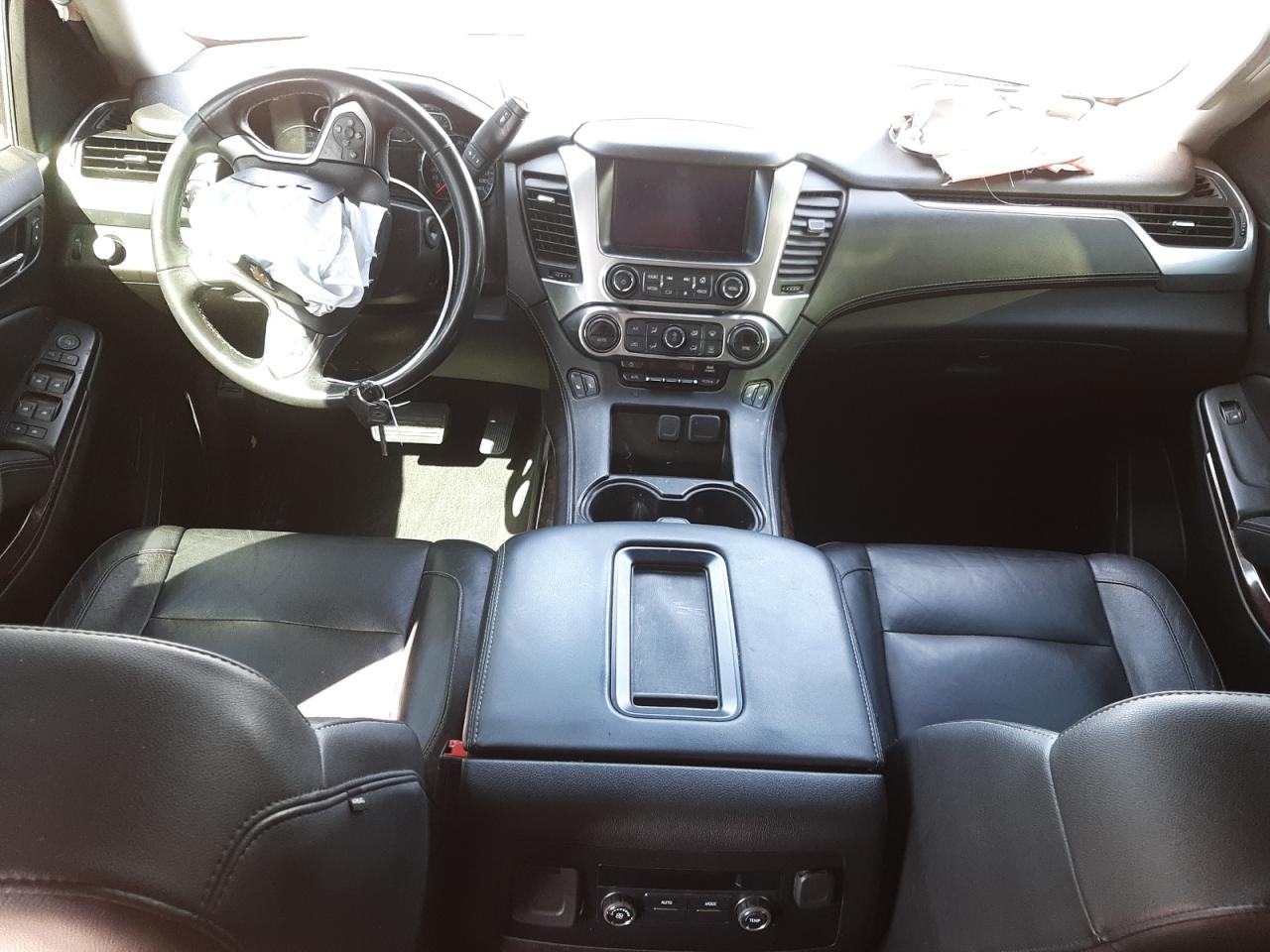 Photo 9 from auction – 2019 CHEVROLET SUBURBAN C with VIN 1GNSCHKC8KR189931