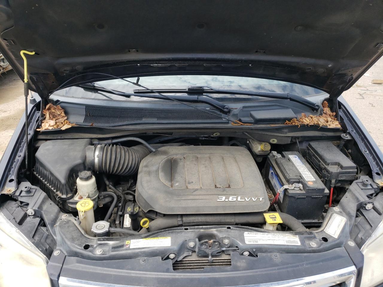 Photo 7 from auction – 2011 CHRYSLER TOWN & COU with VIN 2A4RR6DG4BR630727