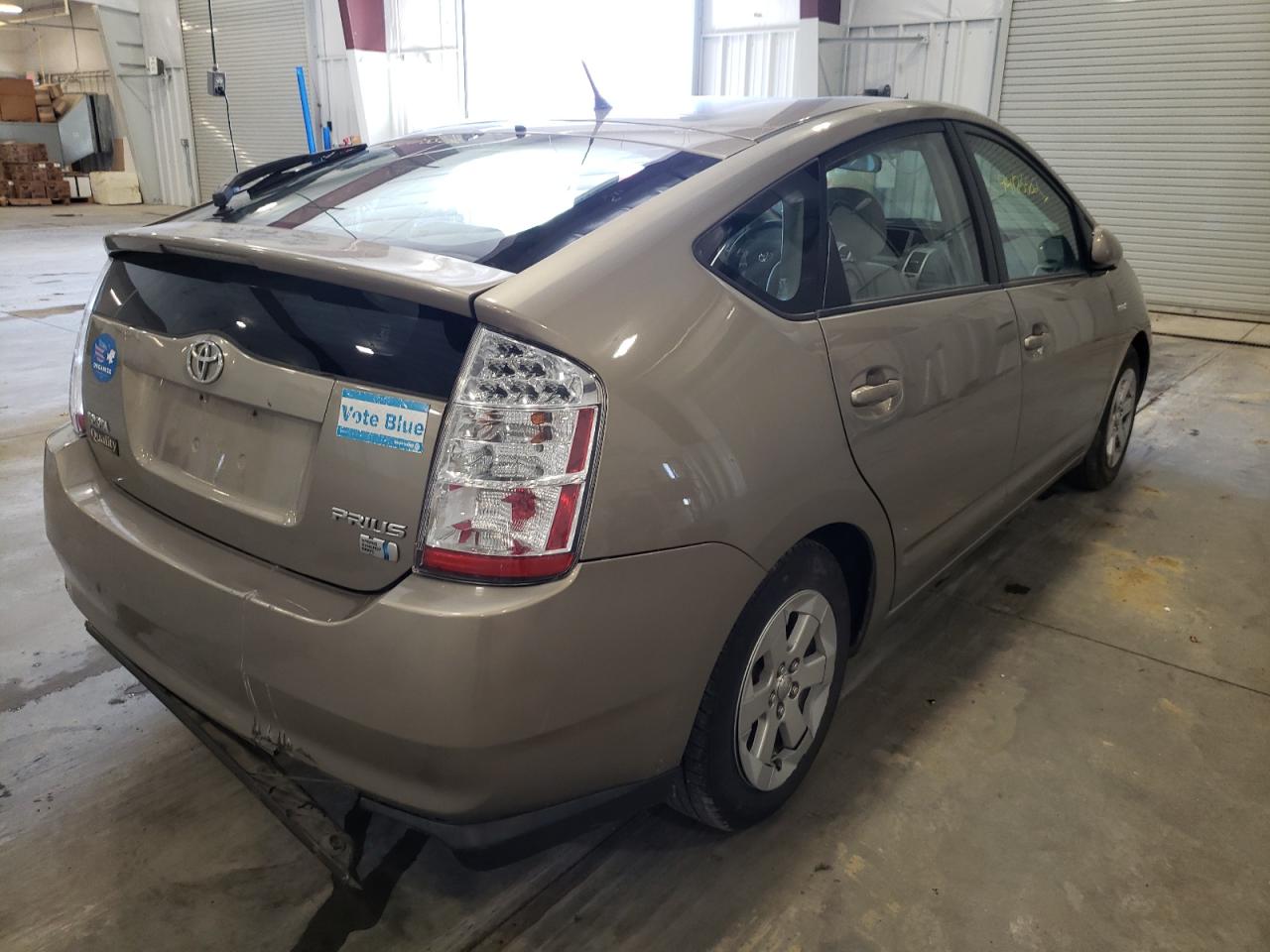 Photo 4 from auction – 2007 TOYOTA PRIUS with VIN JTDKB20U377564616