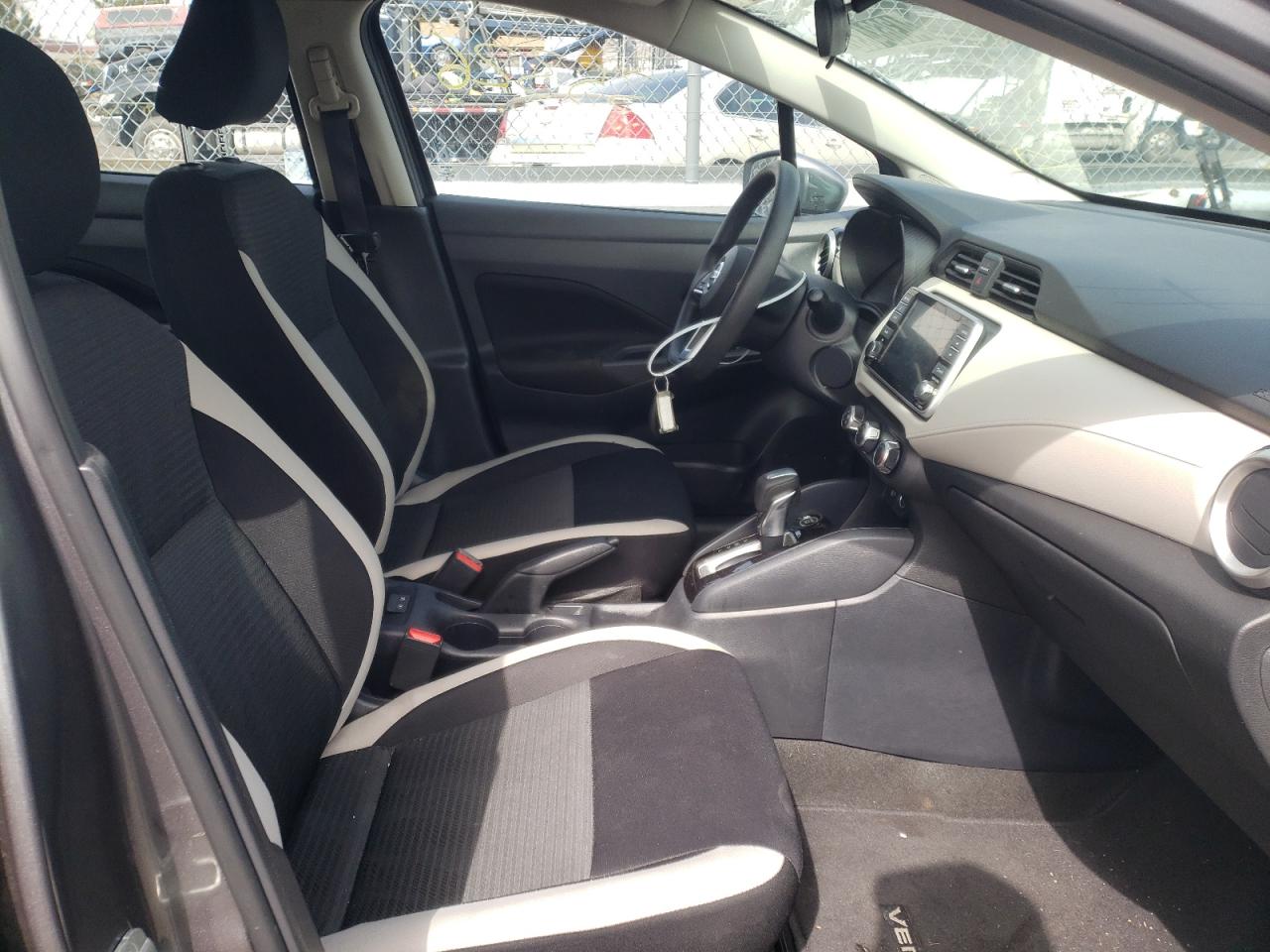Photo 5 from auction – 2021 NISSAN VERSA SV with VIN 3N1CN8EV6ML867982