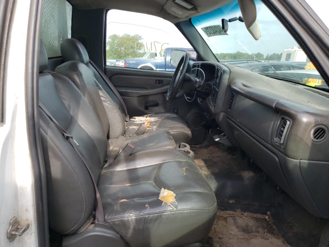 Photo 5 from auction – 2007 GMC SIERRA C25 with VIN 1GDHC24U97E130032