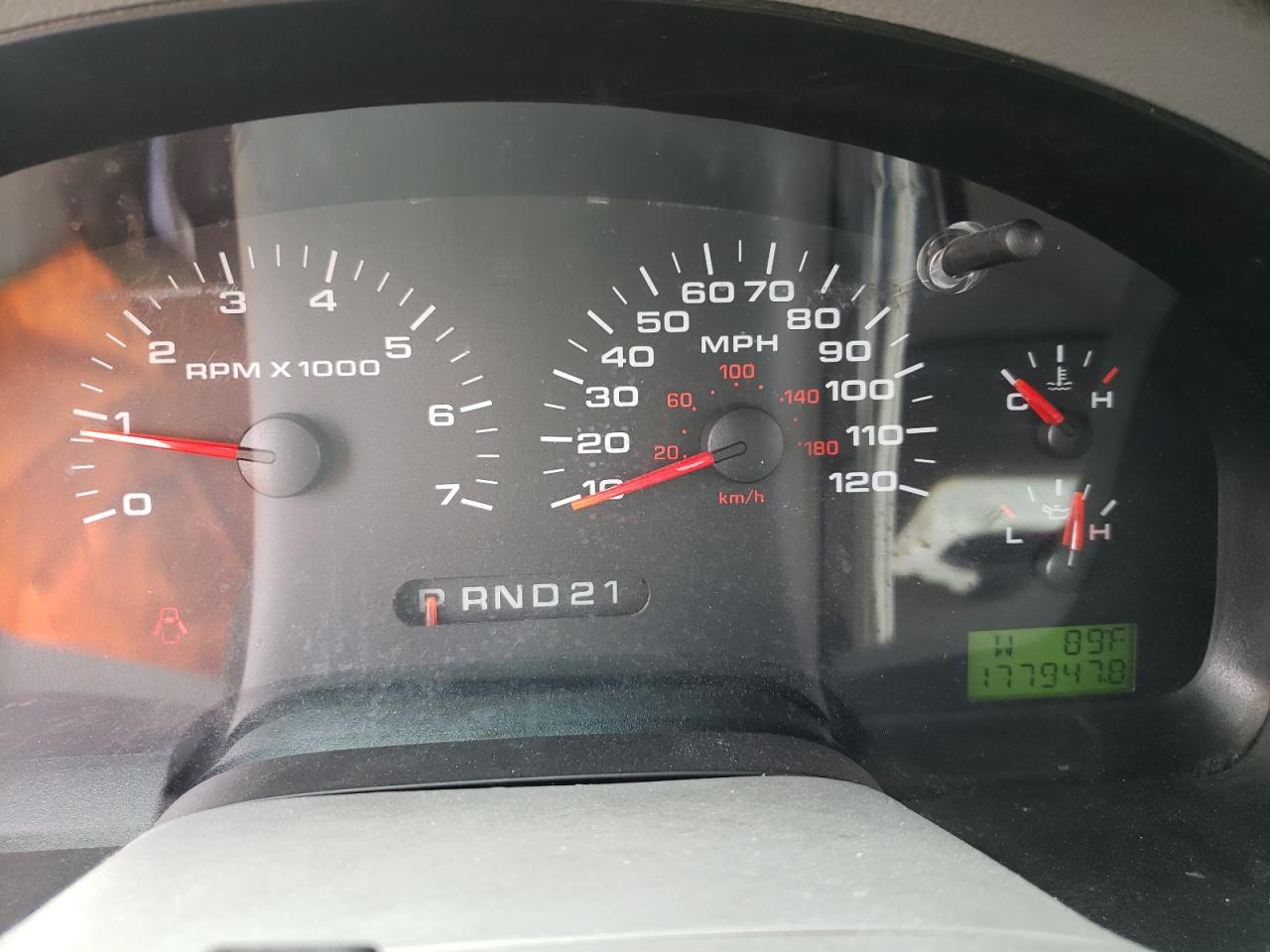 Photo 8 from auction – 2005 FORD F150 with VIN 1FTPX125X5NA85982
