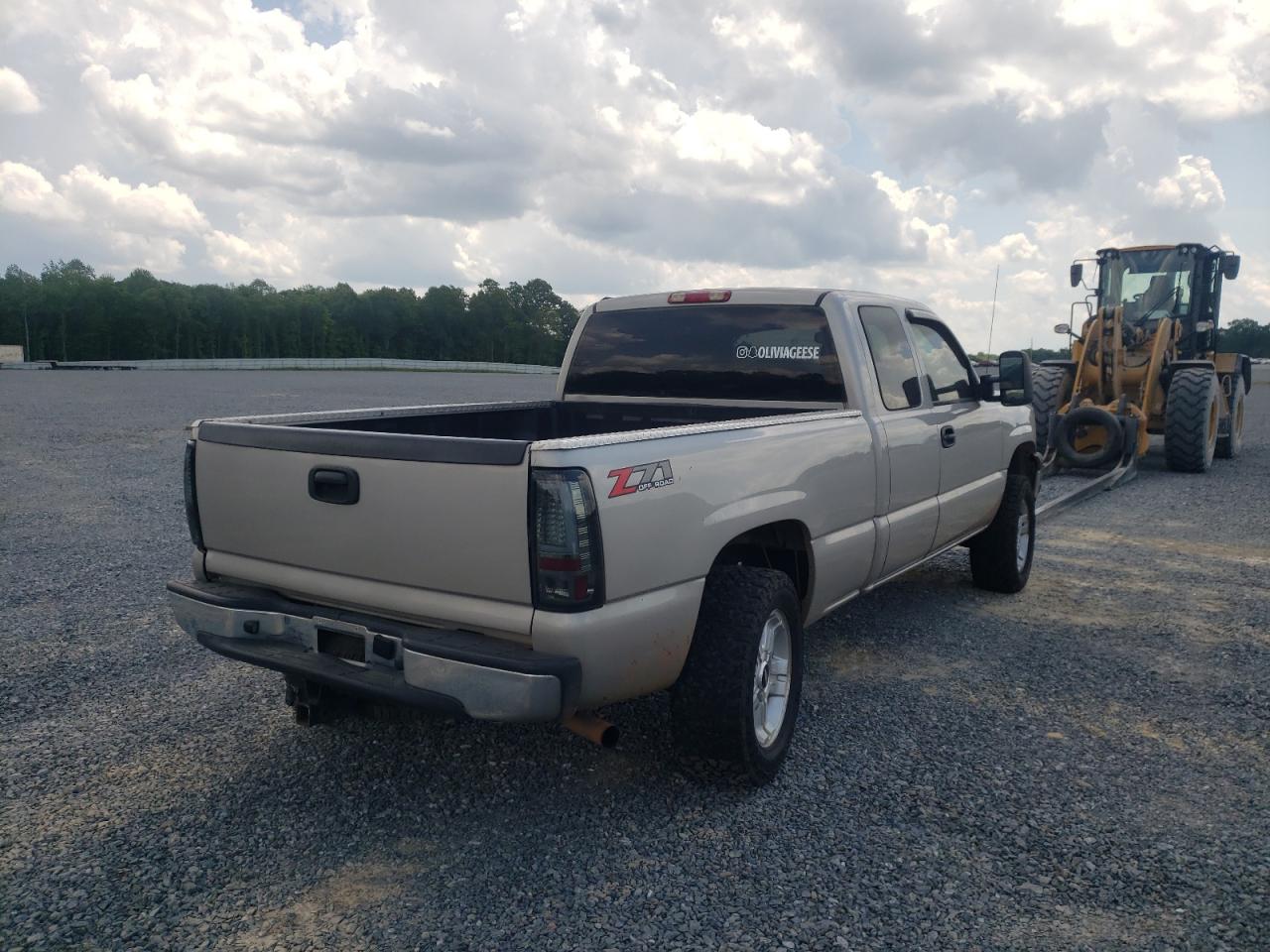 Photo 4 from auction – 2006 CHEVROLET SILVERADO with VIN 1GCEK19B86Z113757