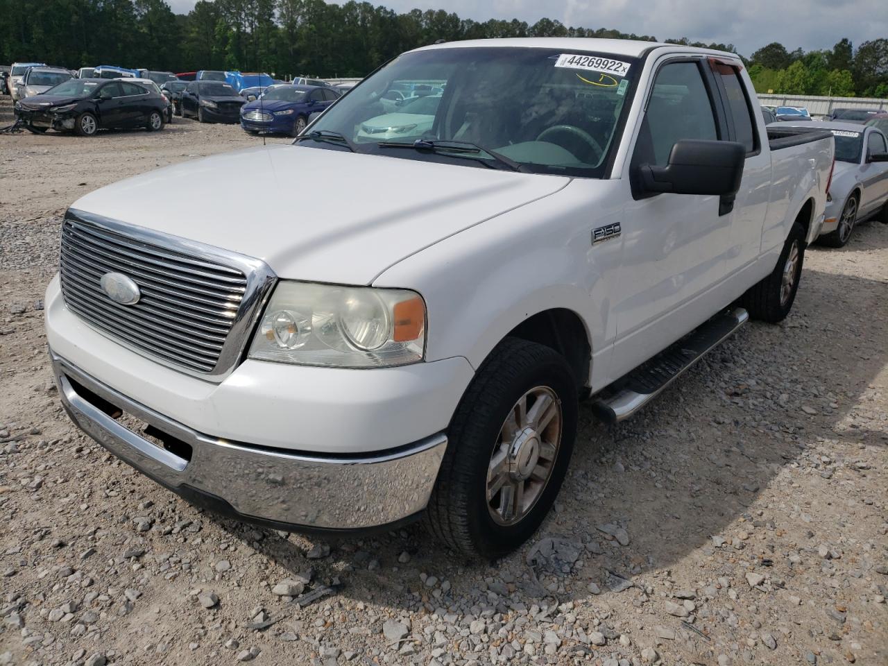 Photo 2 from auction – 2006 FORD F150 with VIN 1FTPX12V56NB46060