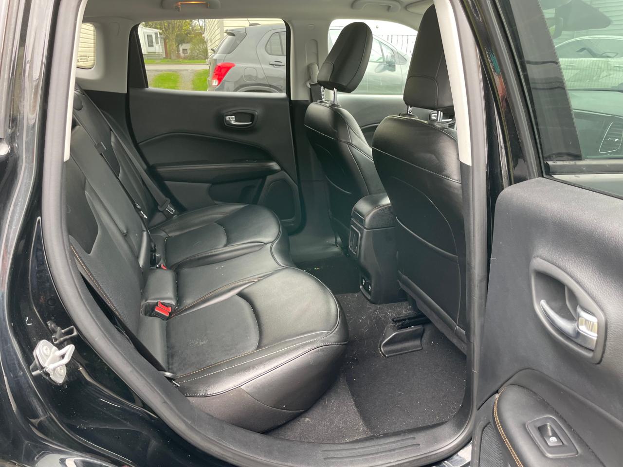 Photo 6 from auction – 2020 JEEP COMPASS LI with VIN 3C4NJDCB2LT211828