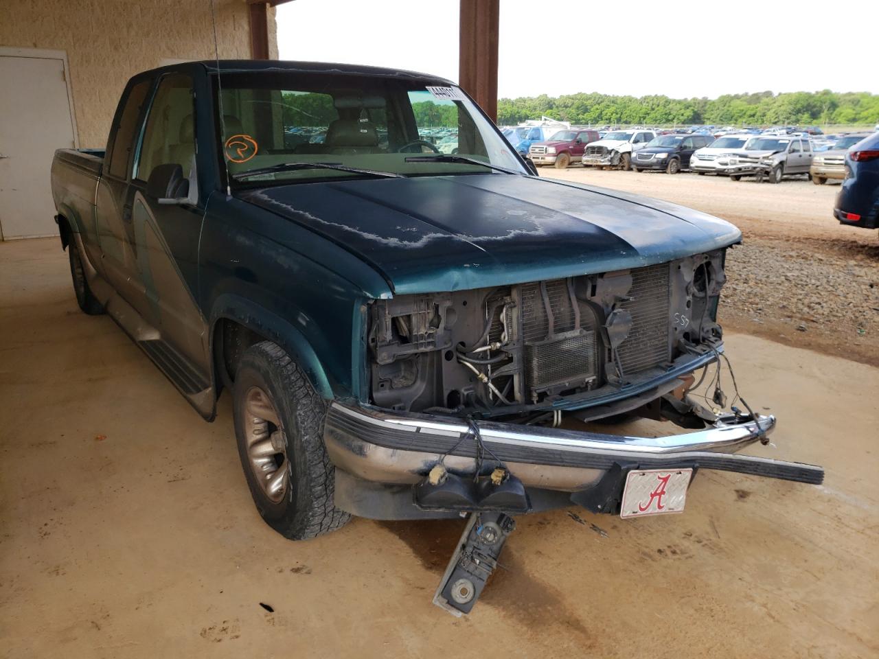 CHEVROLET GMT-400 C1 1997 with VIN 1GBEC19R2VE239553 - Photo from auction