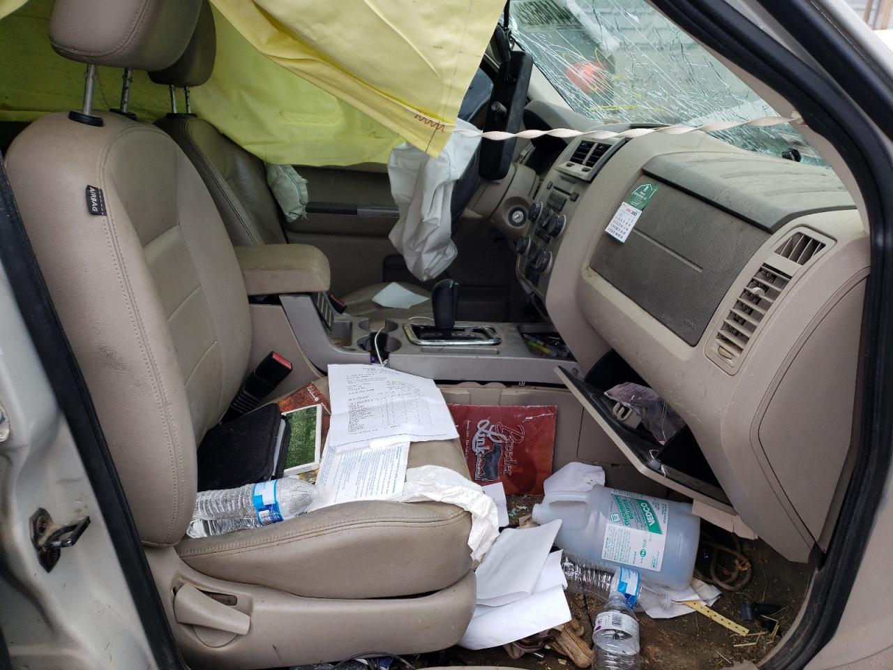Photo 5 from auction – 2008 FORD ESCAPE XLT with VIN 1FMCU93158KA14563