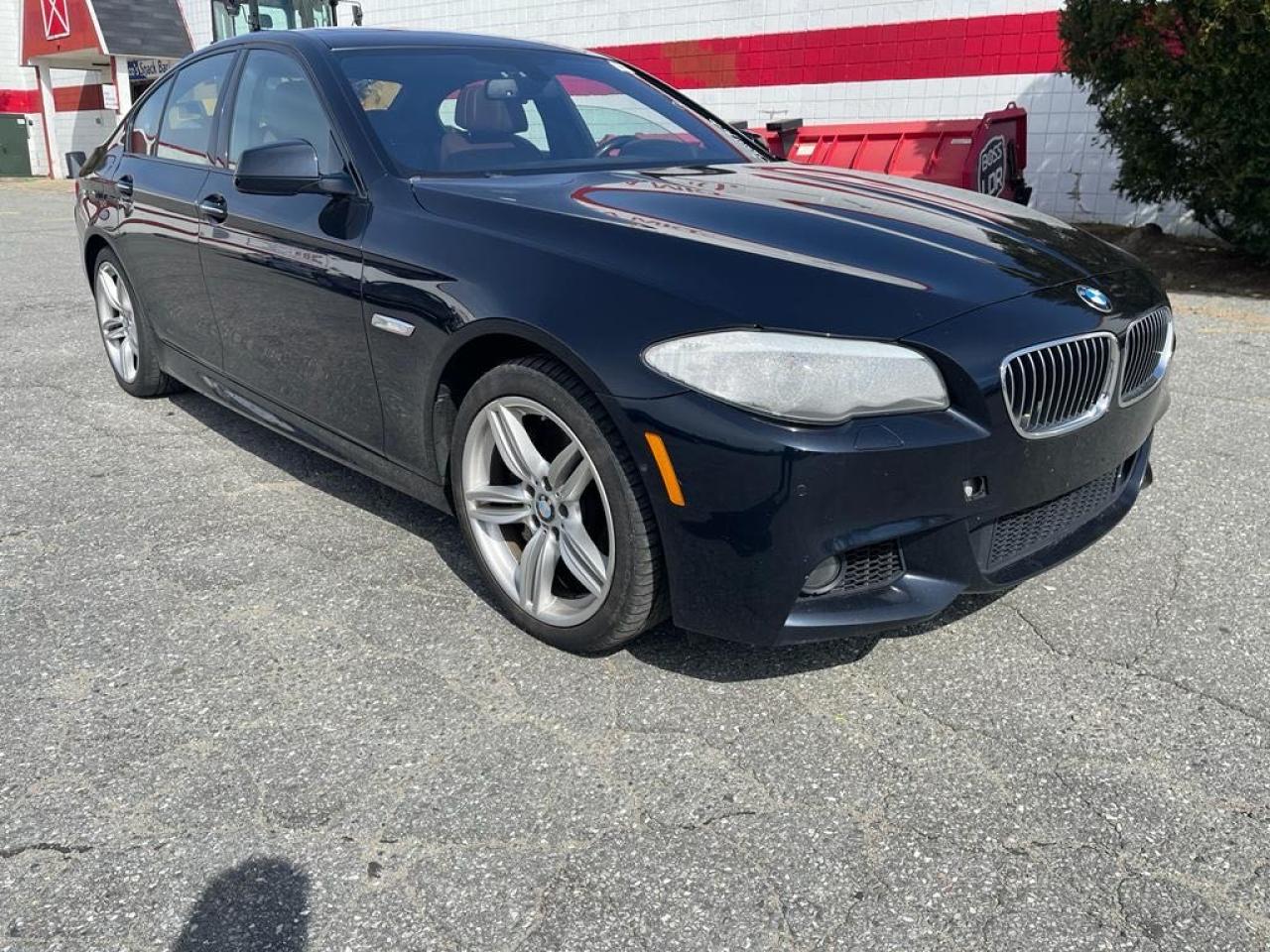 BMW 535 XI 2013 con VIN WBAFU7C5XDDU73091 - Foto de la subasta
