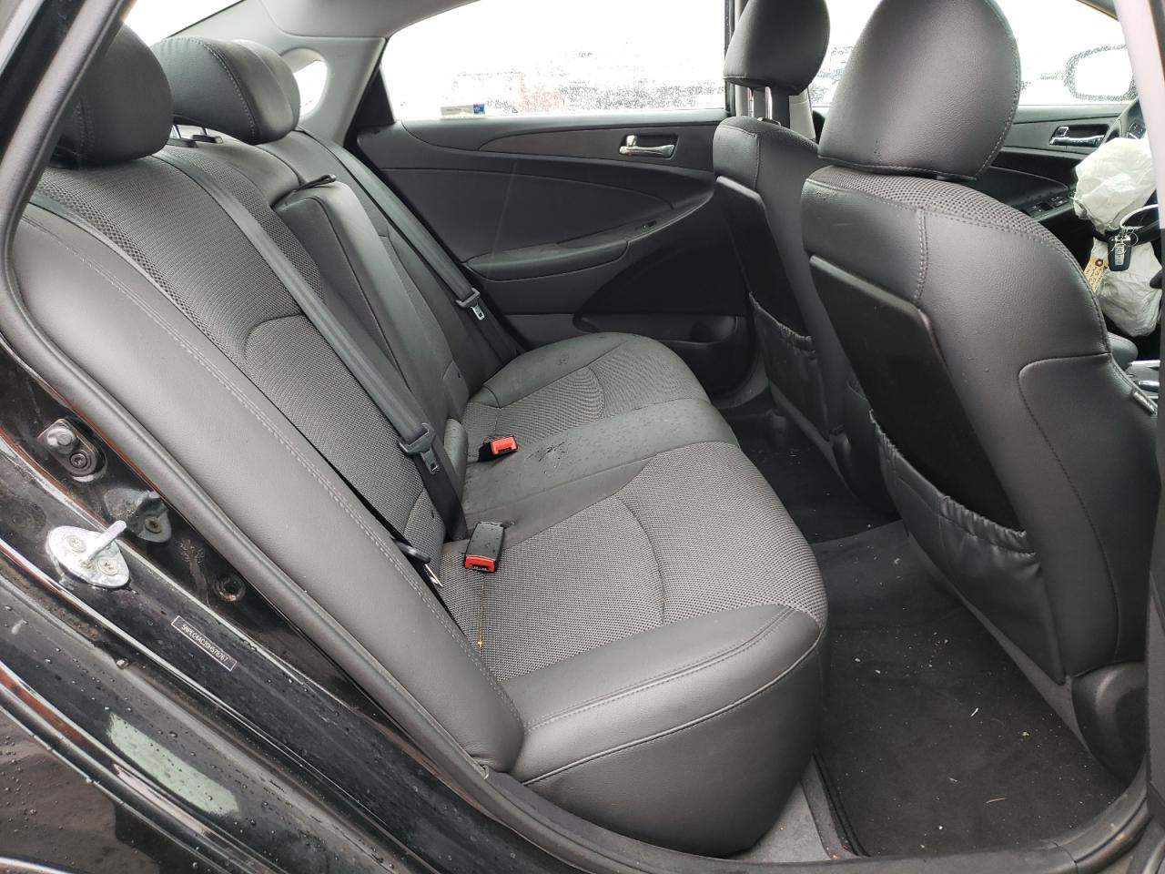 Photo 6 from auction – 2013 HYUNDAI SONATA SE with VIN 5NPEC4AC2DH578767