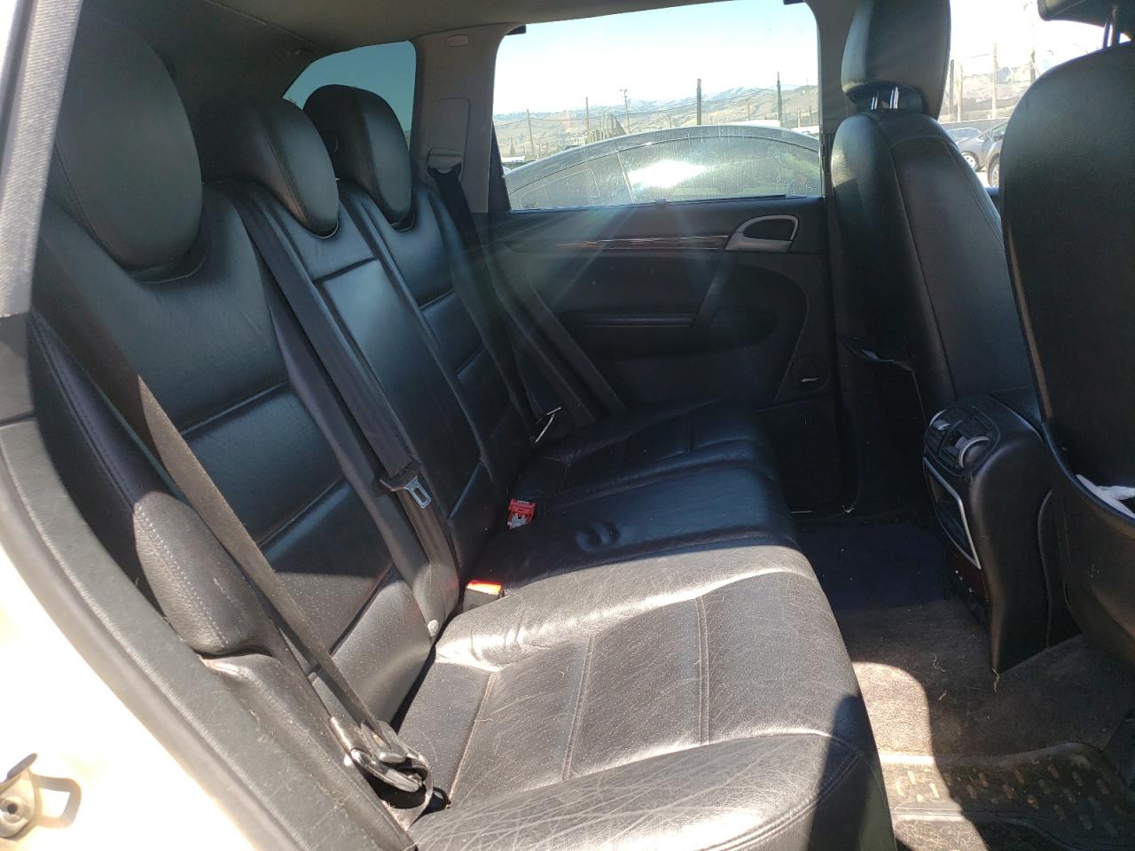 Photo 6 from auction – 2004 PORSCHE CAYENNE S with VIN WP1AB29P24LA74176