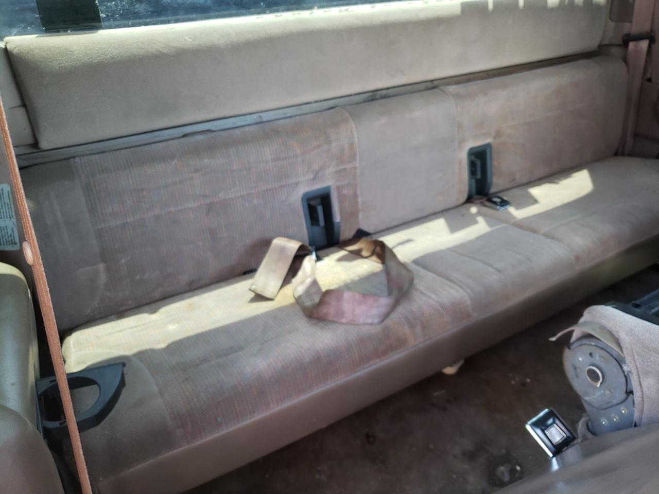 Photo 6 from auction – 1997 FORD F250 with VIN 1FTHX25F6VEC49985