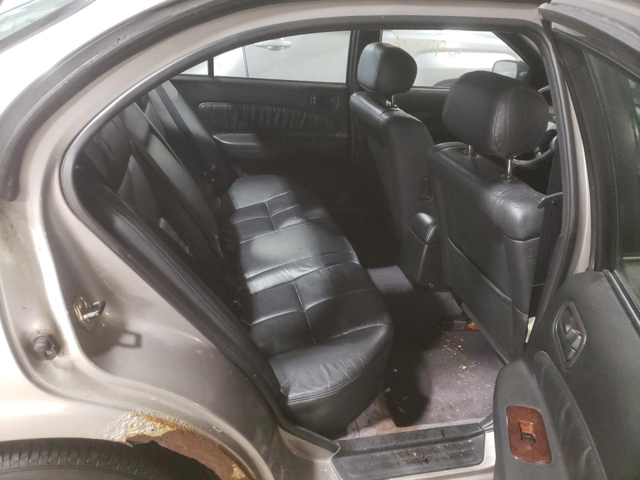 Photo 6 from auction – 1999 NISSAN MAXIMA with VIN JN1CA21A6XT105263