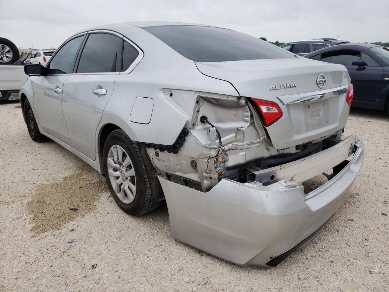 Photo 3 from auction – 2016 NISSAN ALTIMA 2.5 with VIN 1N4AL3AP4GN346631