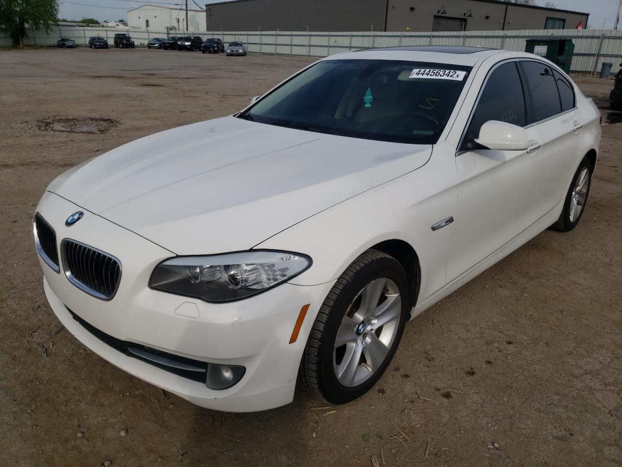 Photo 2 from auction – 2013 BMW 528 I with VIN WBAXG5C54DDY35397