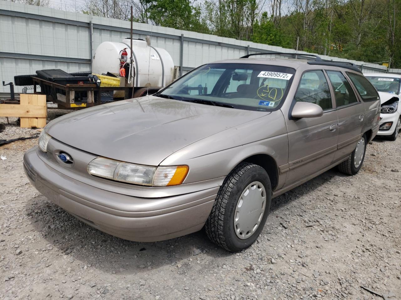 Photo 2 from auction – 1994 FORD TAURUS GL with VIN 1FALP57U7RA259726