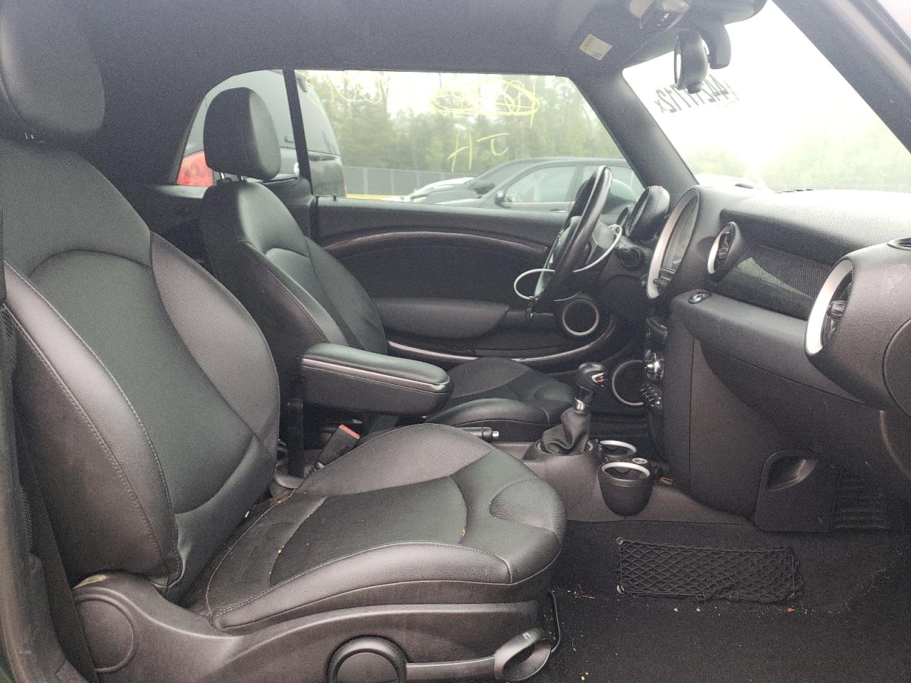 Photo 5 from auction – 2011 MINI COOPER S with VIN WMWZP3C52BT249068