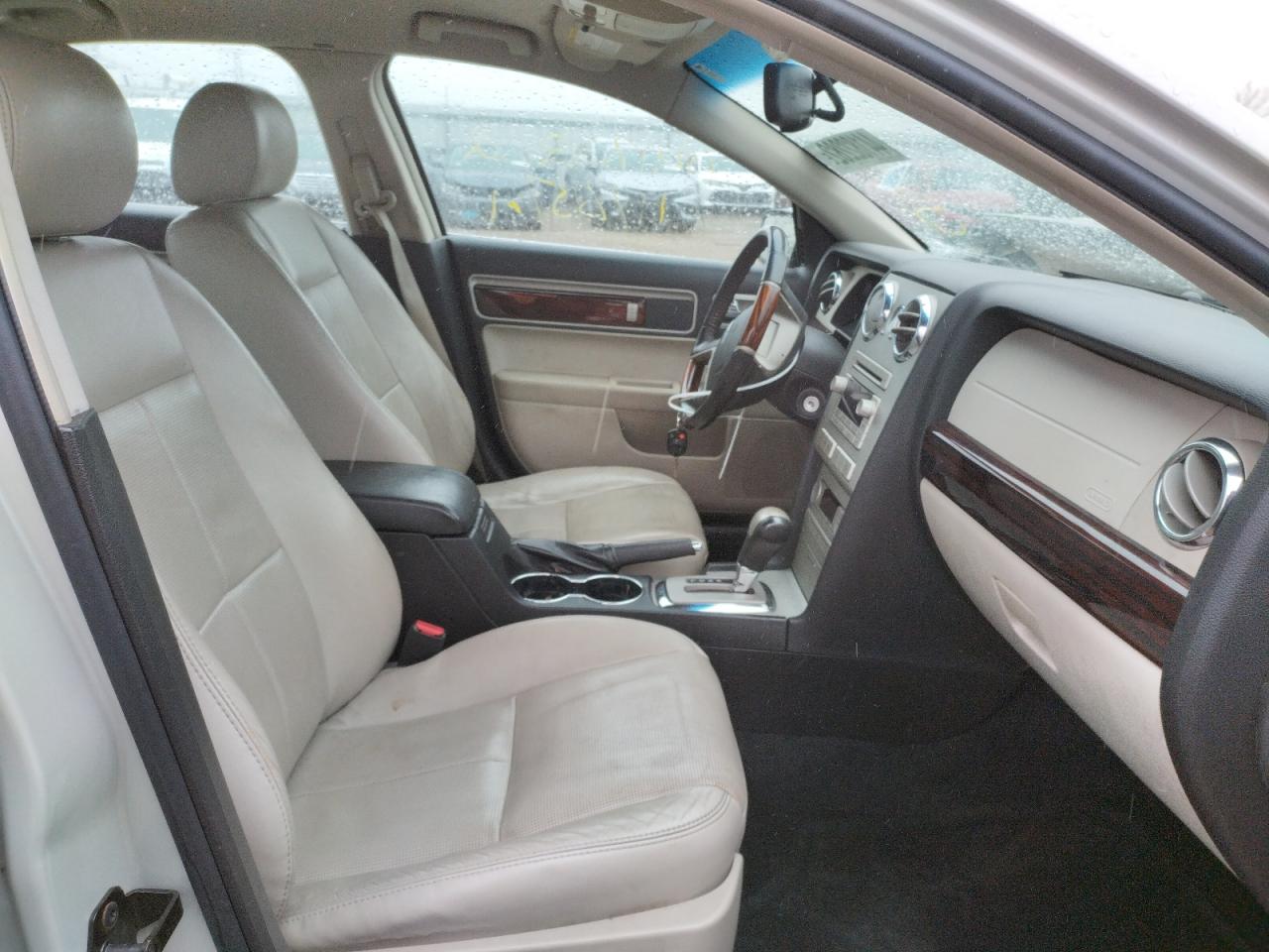 Photo 5 from auction – 2008 LINCOLN MKZ with VIN 3LNHM26T28R617895