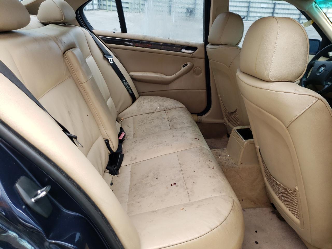 Photo 6 from auction – 2001 BMW 325 I with VIN WBAAV33441FU82084