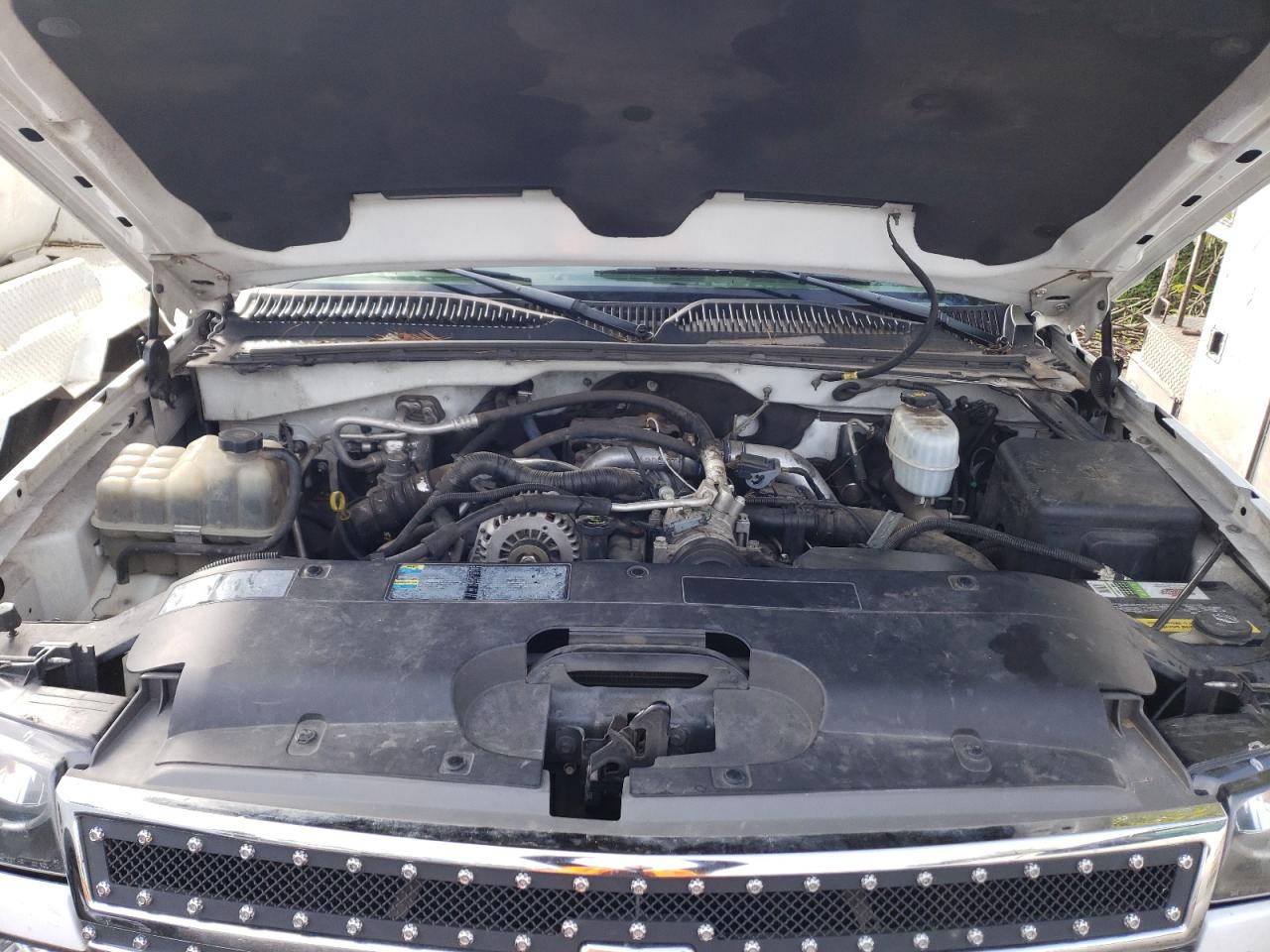 Photo 7 from auction – 2005 CHEVROLET SILVERADO with VIN 1GCHK23275F904079