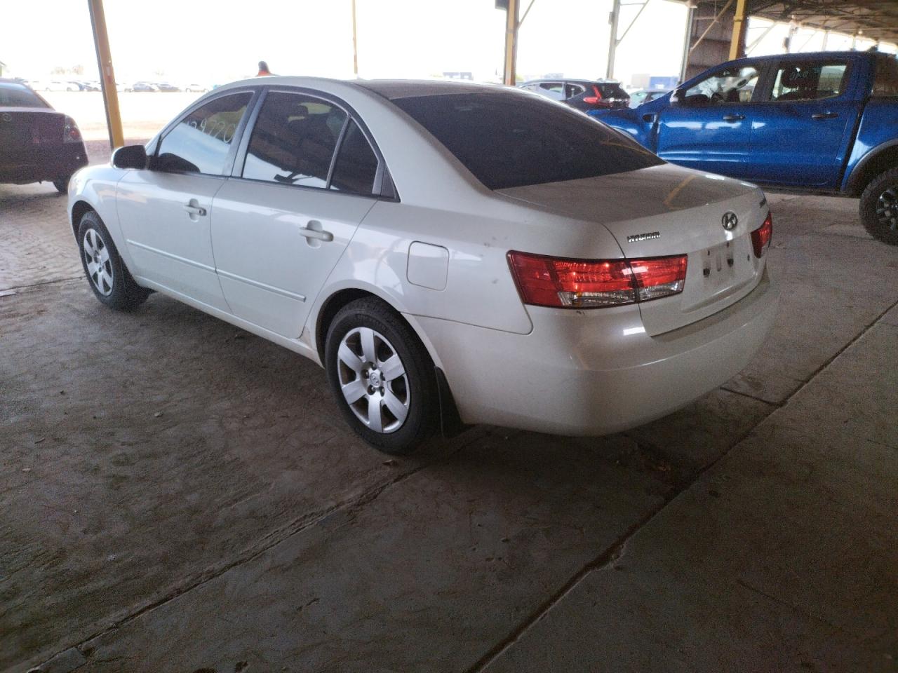 Photo 3 from auction – 2006 HYUNDAI SONATA GL with VIN KMHET46C16A166757