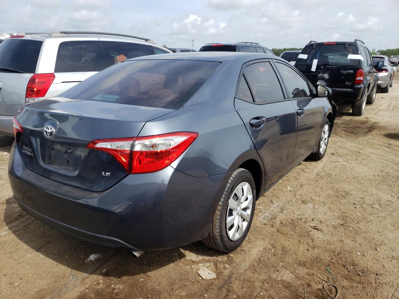 Photo 4 from auction – 2015 TOYOTA COROLLA L with VIN 5YFBURHE0FP333010