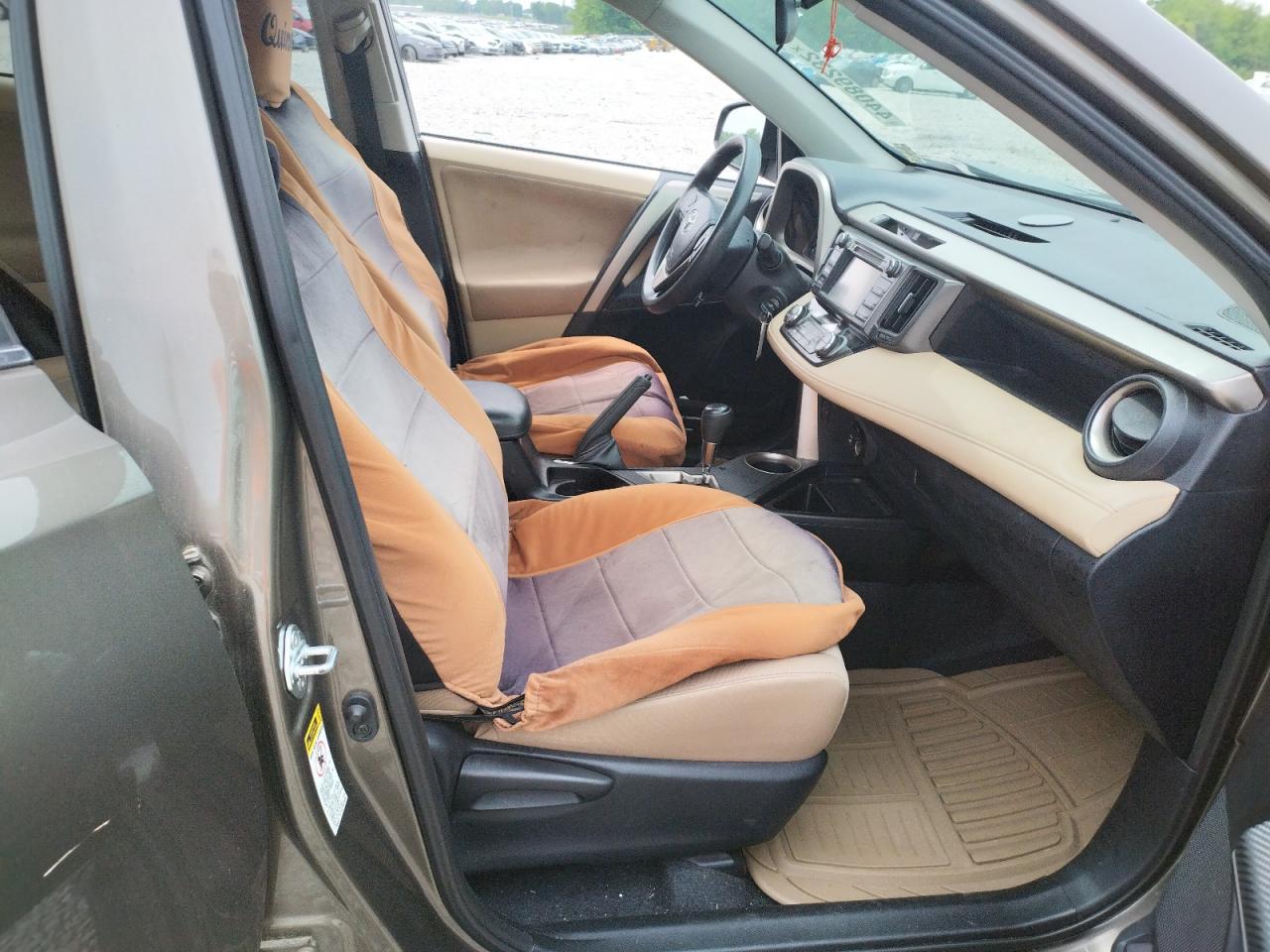 Photo 5 from auction – 2013 TOYOTA RAV4 XLE with VIN 2T3RFREV4DW084159