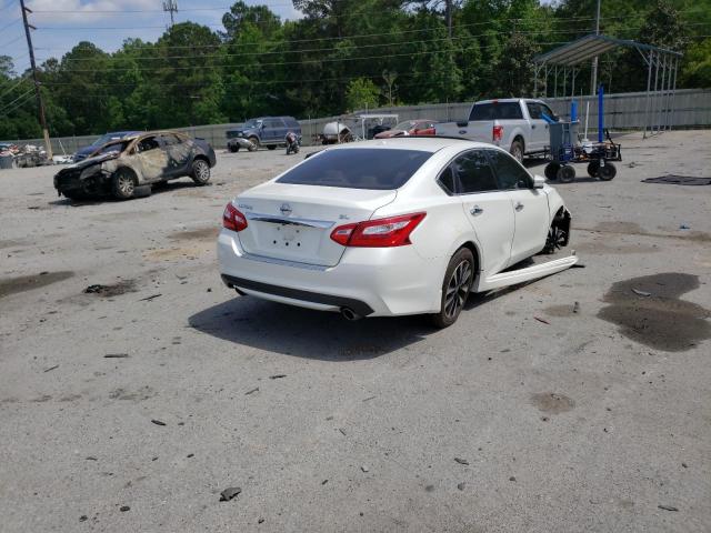 Photo 4 from auction – 2017 NISSAN ALTIMA 2.5 with VIN 1N4AL3AP4HC488751
