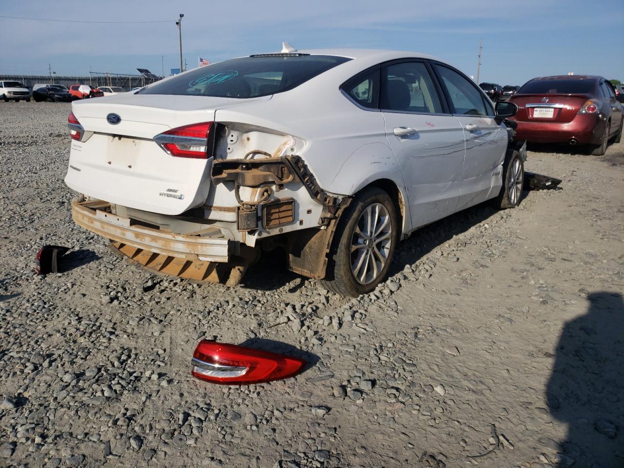 Photo 4 from auction – 2019 FORD FUSION SE with VIN 3FA6P0LUXKR263173