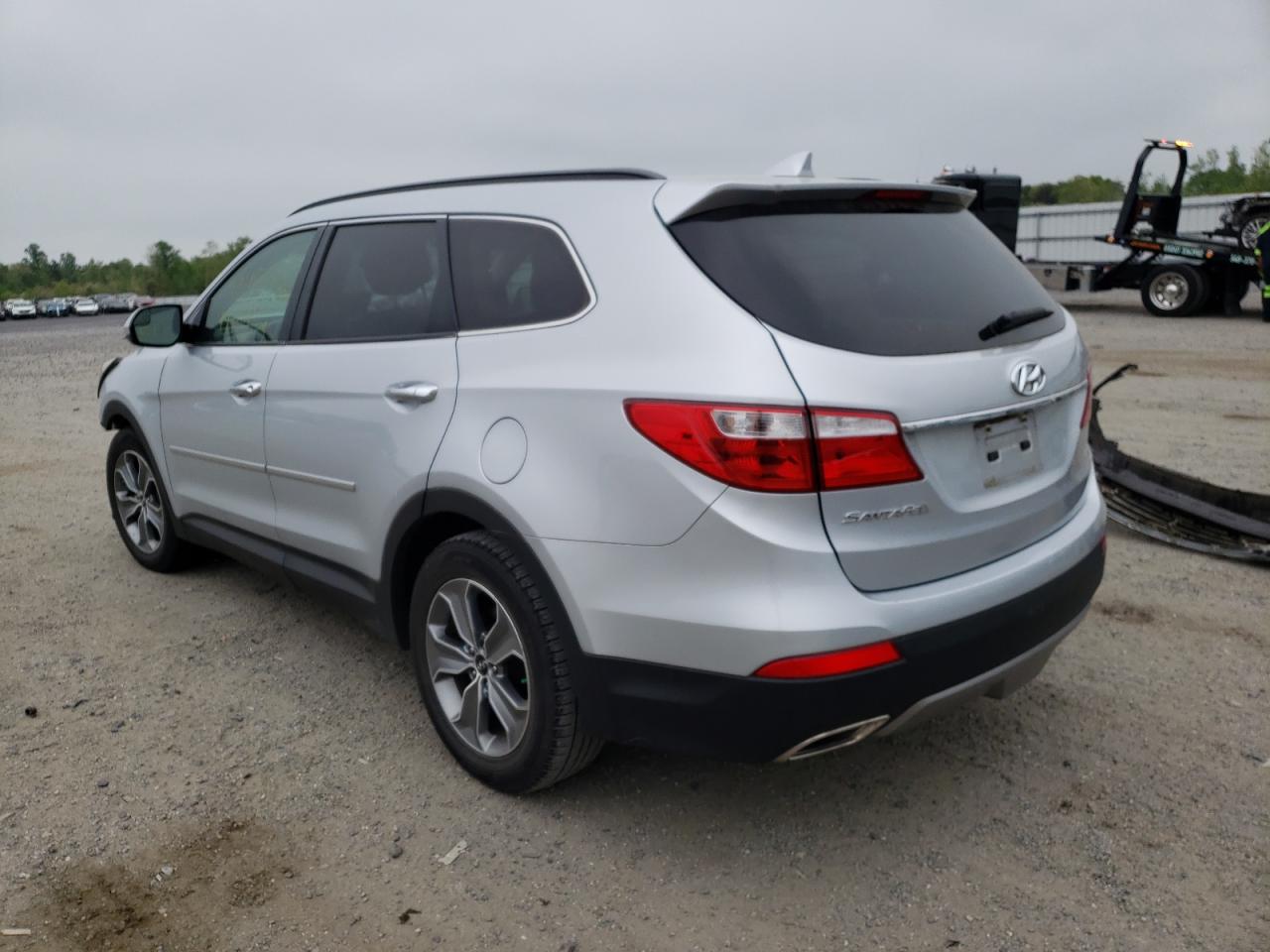 Photo 3 from auction – 2016 HYUNDAI SANTA FE S with VIN KM8SMDHF4GU162905