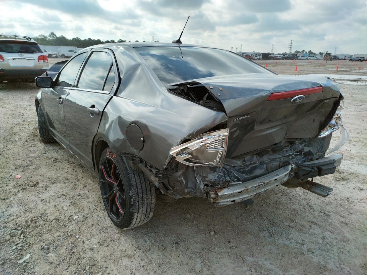 Photo 3 from auction – 2011 FORD FUSION SE with VIN 3FAHP0HA0BR221246