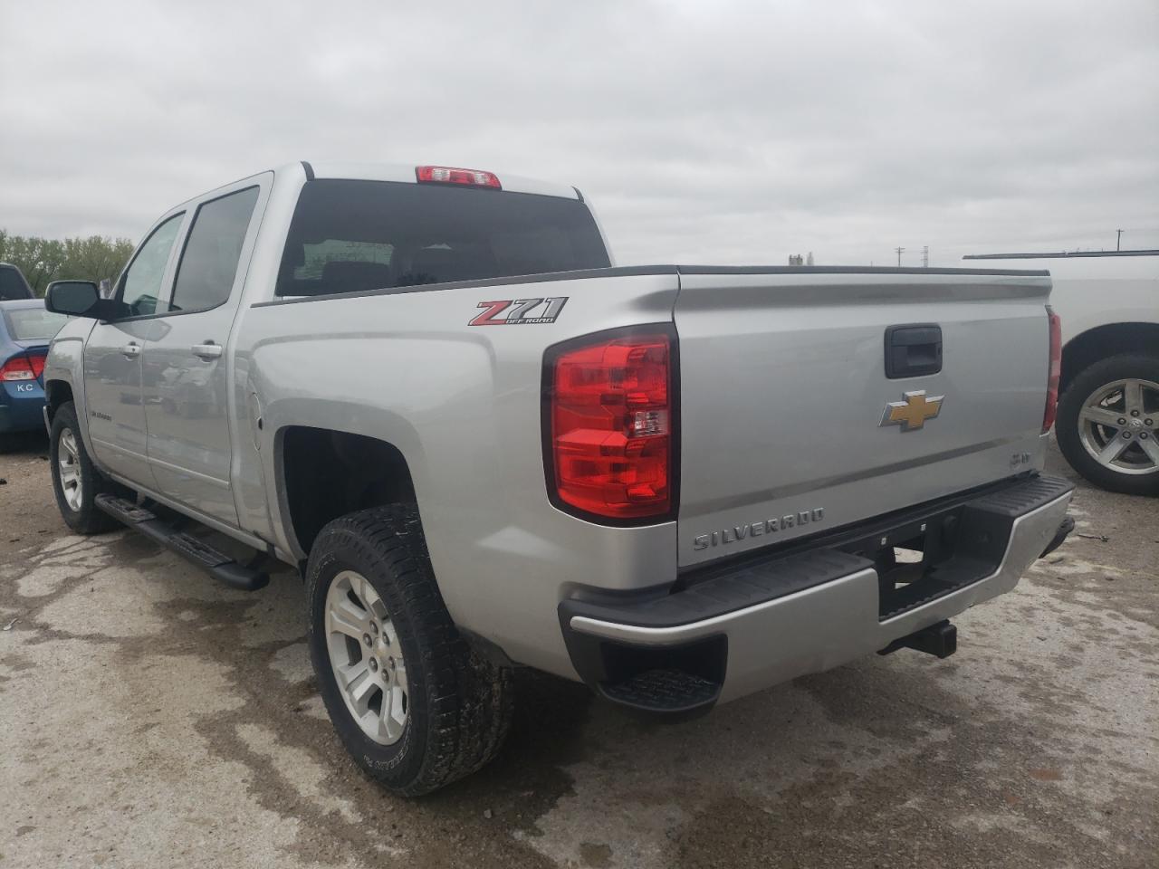 Photo 3 from auction – 2018 CHEVROLET silverado with VIN 3GCUKREC4JG126698