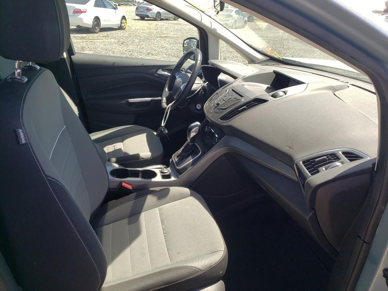 Photo 5 from auction – 2013 FORD C-MAX SE with VIN 1FADP5AU0DL505736