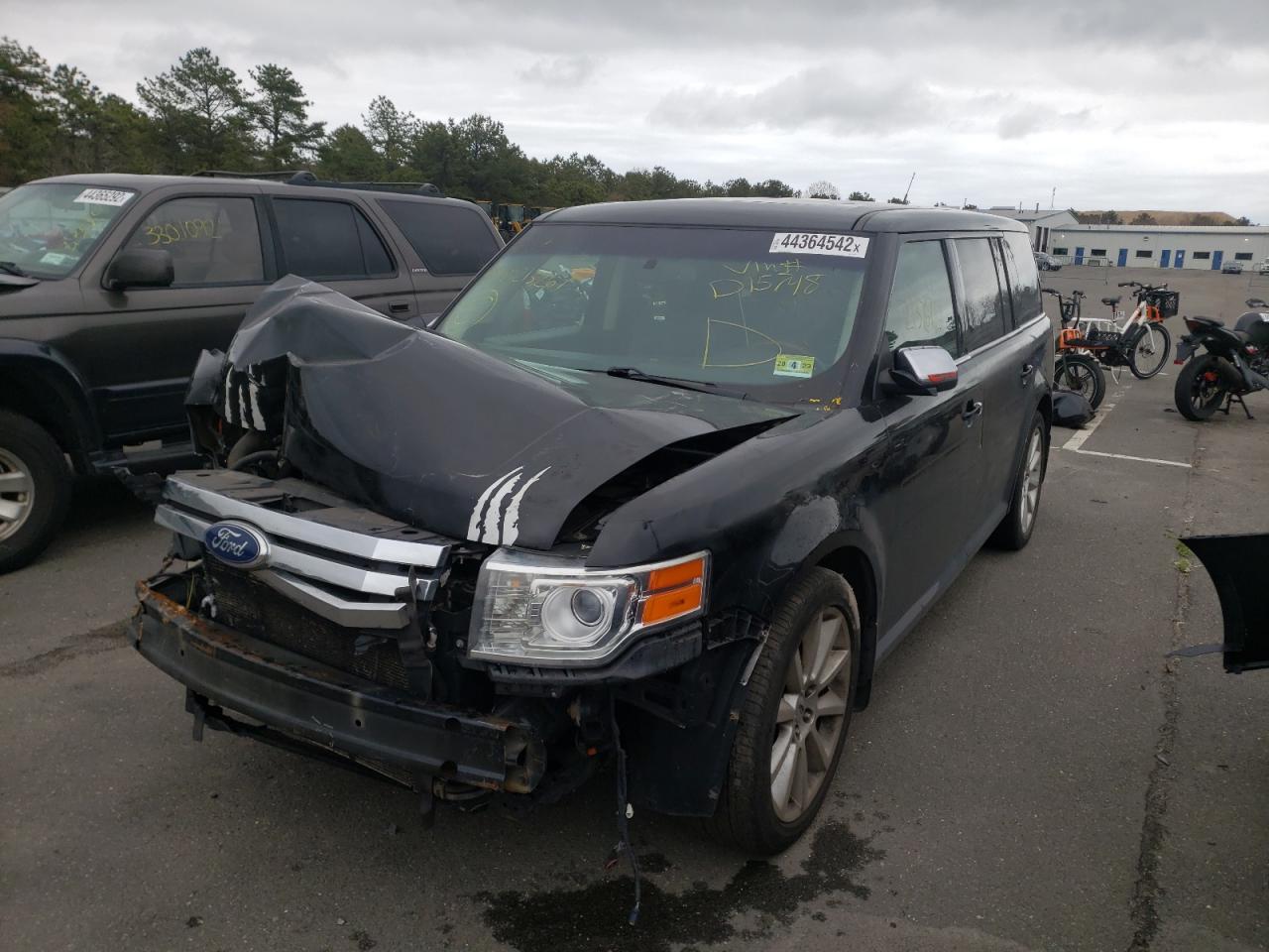 Photo 2 from auction – 2011 FORD FLEX LIMIT with VIN 2FMHK6DT5BBD15748