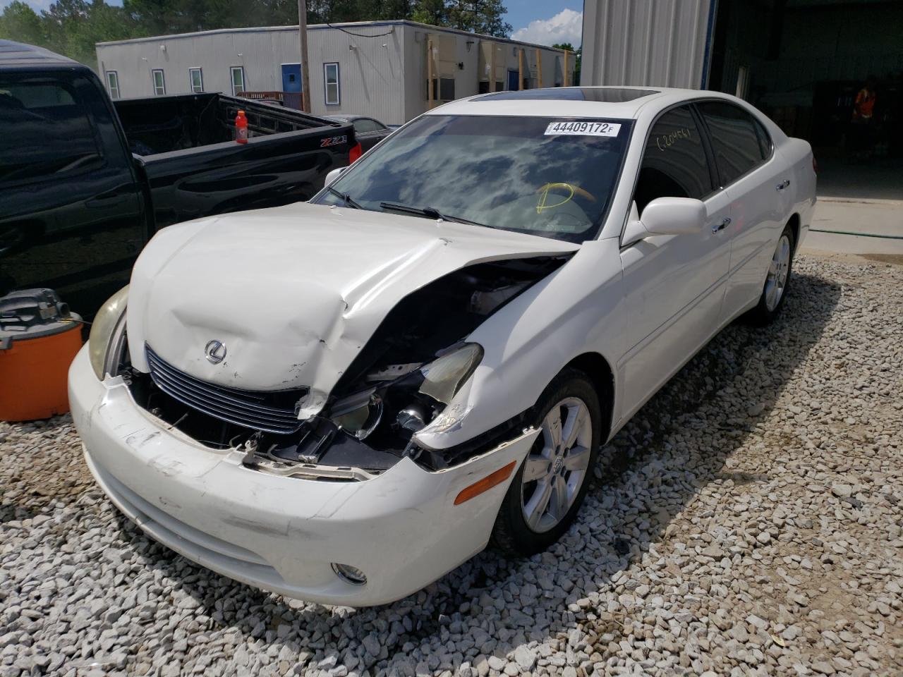 Photo 2 from auction – 2005 LEXUS ES 330 with VIN JTHBA30G255129015