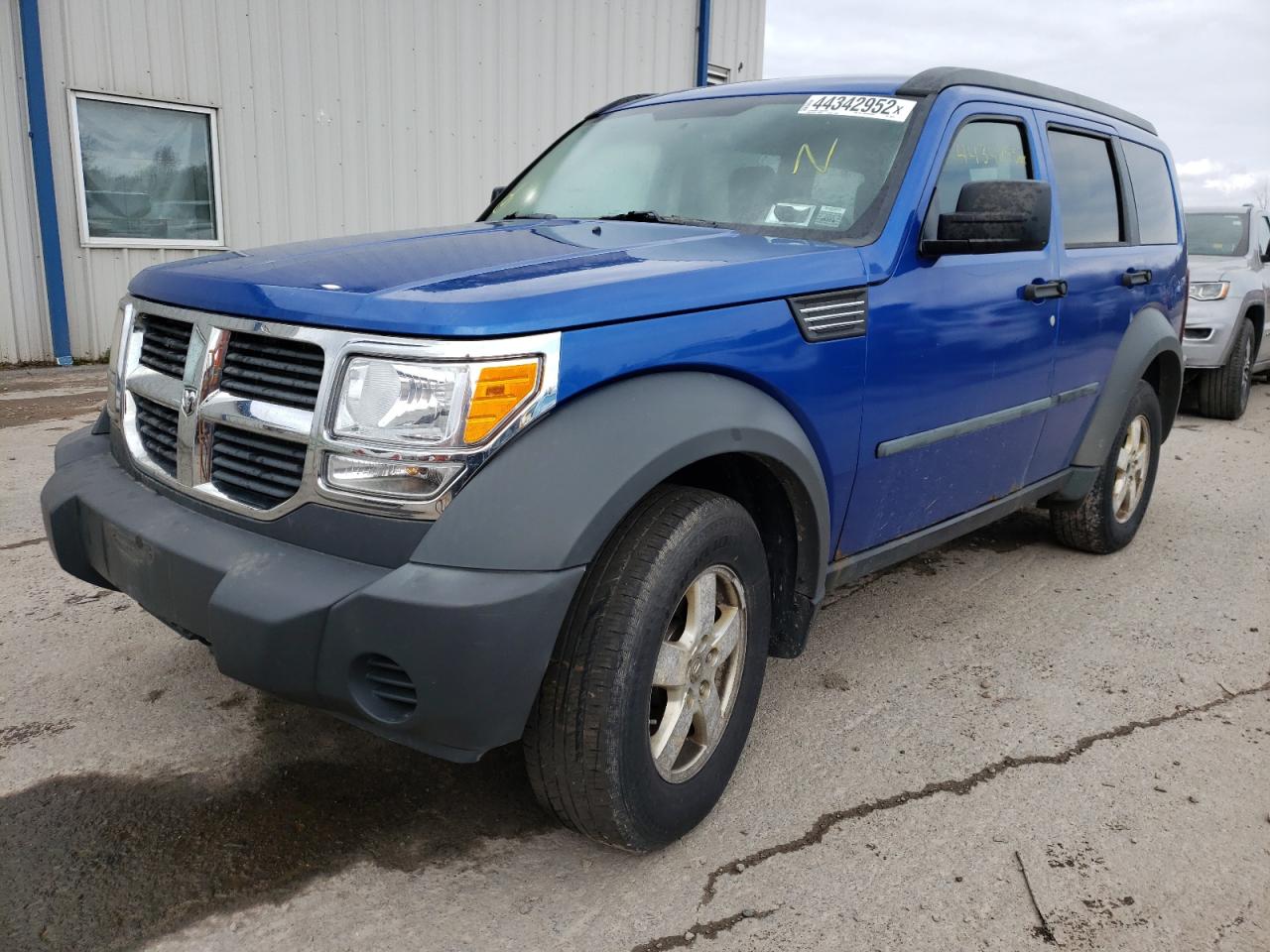 Photo 2 from auction – 2007 DODGE NITRO SXT with VIN 1D8GU28K67W662209