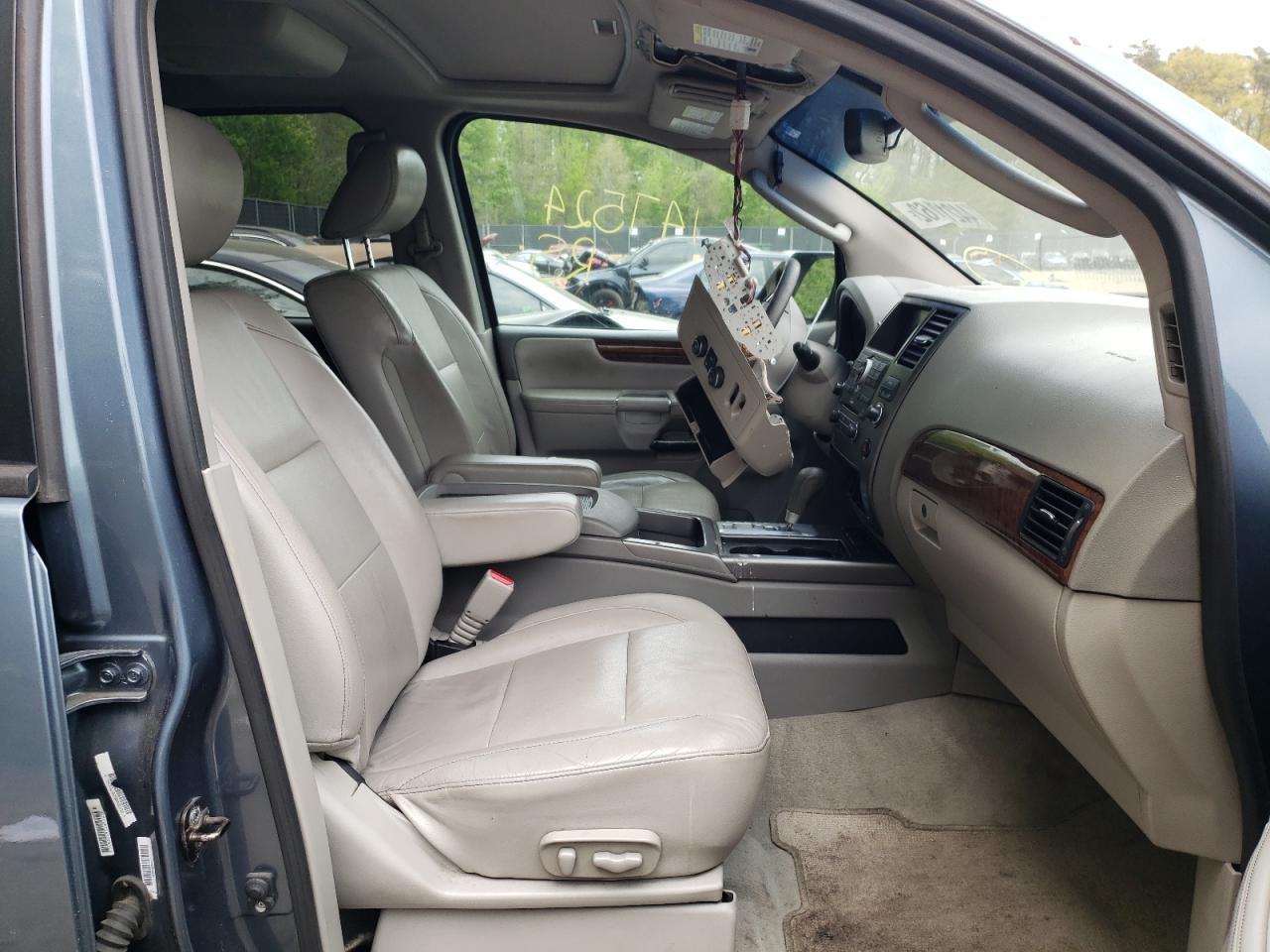 Photo 5 from auction – 2010 NISSAN ARMADA SE with VIN 5N1BA0ND3AN604756