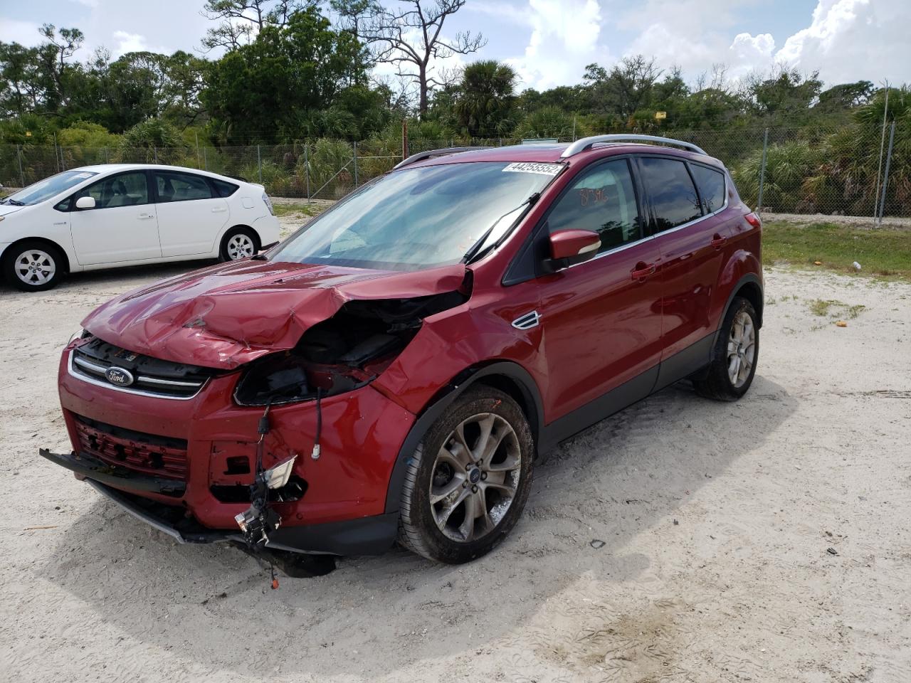Photo 2 from auction – 2016 FORD ESCAPE TIT with VIN 1FMCU0J97GUB03221