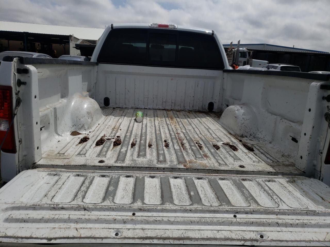 Photo 6 from auction – 2004 FORD F150 with VIN 1FTPX14574NB79216