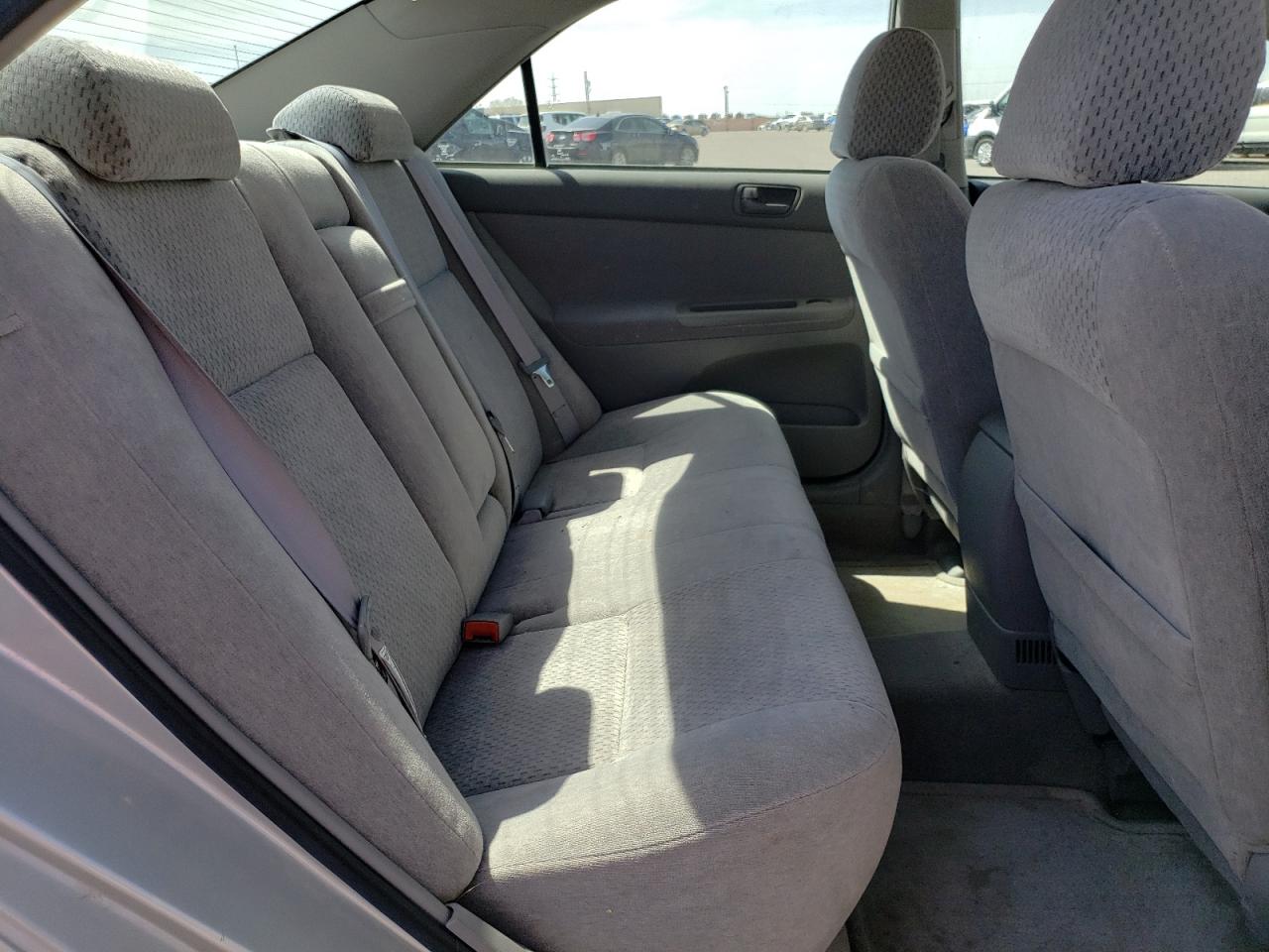 Photo 6 from auction – 2003 TOYOTA CAMRY LE with VIN 4T1BE32K63U253181